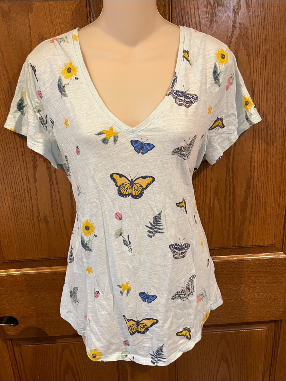 Lucky Brand Light Blue V-Neck Tee with Yellow & Blue Butterfly Print